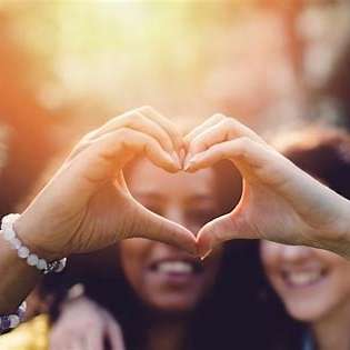 vir women hoding hands vir women hoding hands